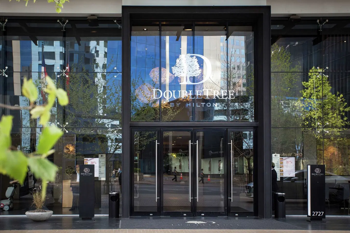 DoubleTree by Hilton Santiago- Vitacura EXTERIOR