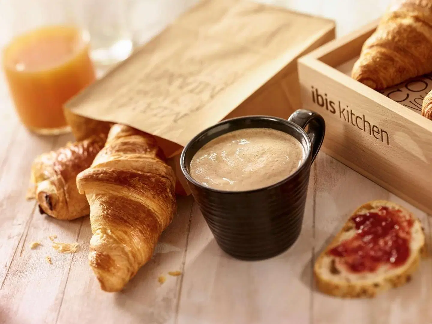 ibis Hong Kong Central & Sheung Wan Hotel HEALTH_BEAUTY