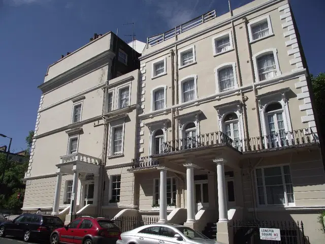 Lords Hotel London EXTERIOR