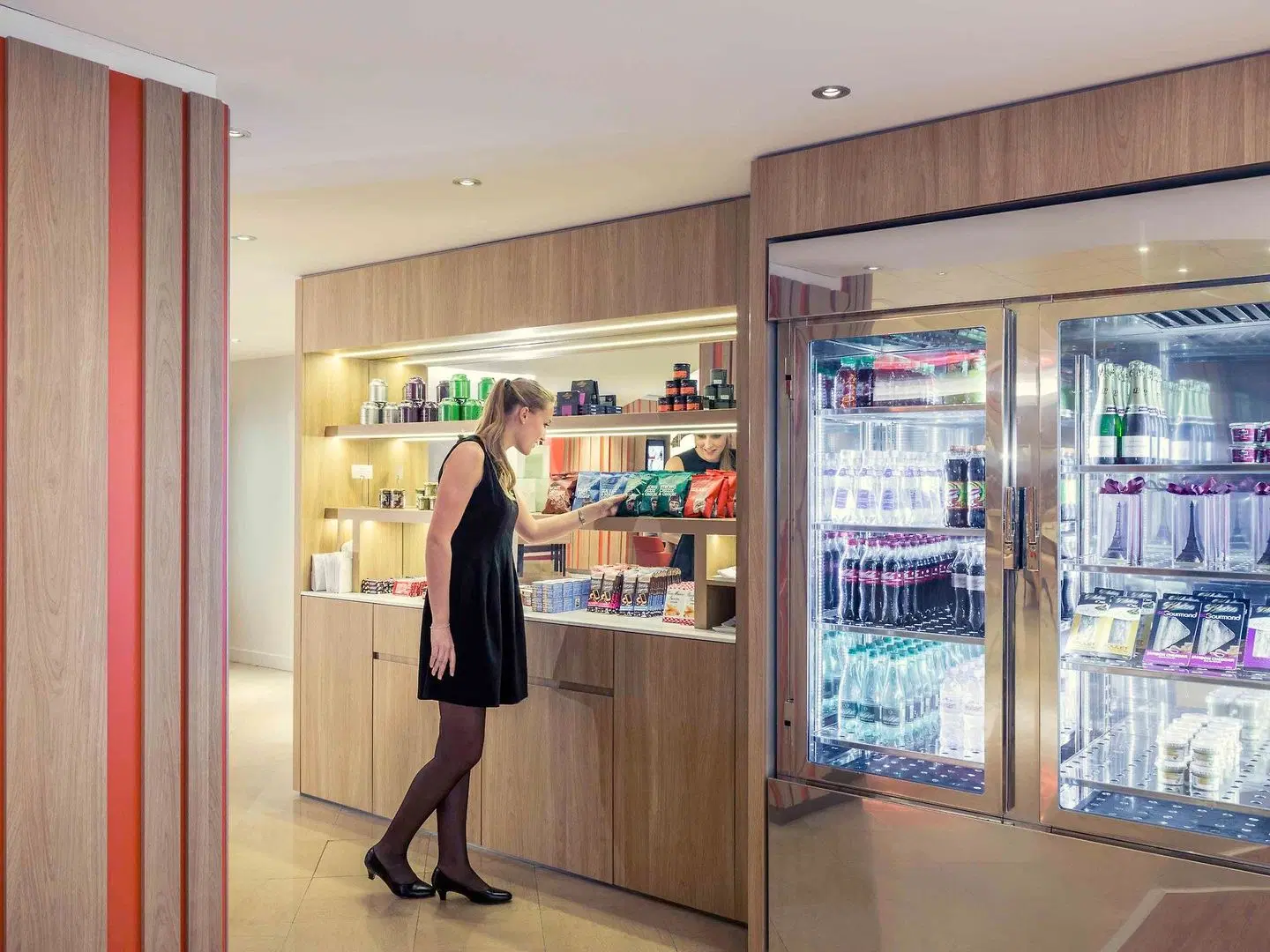 Mercure Paris Montmartre Sacre Coeur Bar