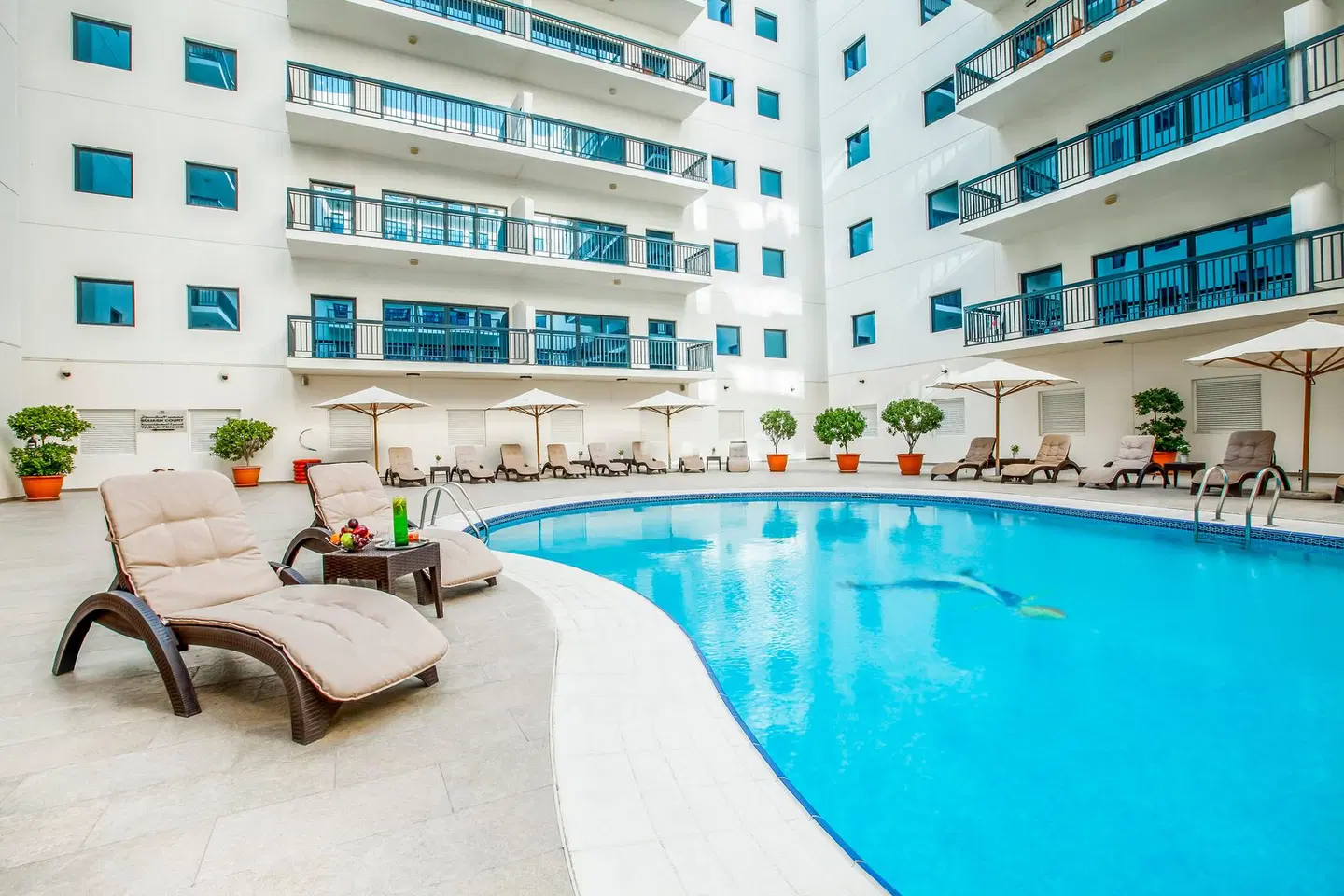 Golden Sands Hotel Apartments OUTDOOR_POOL