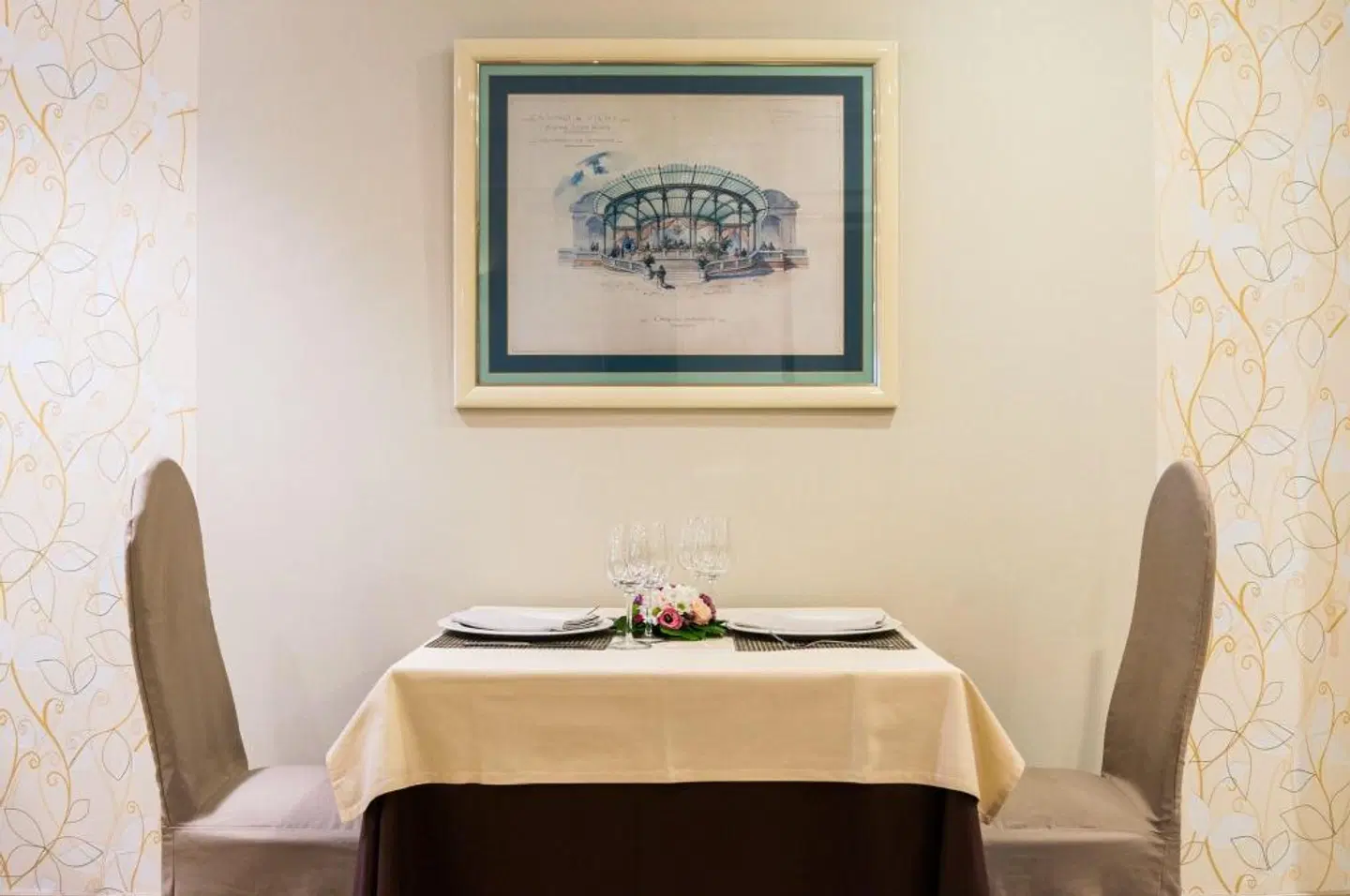 Gran Versalles HEALTH_BEAUTY