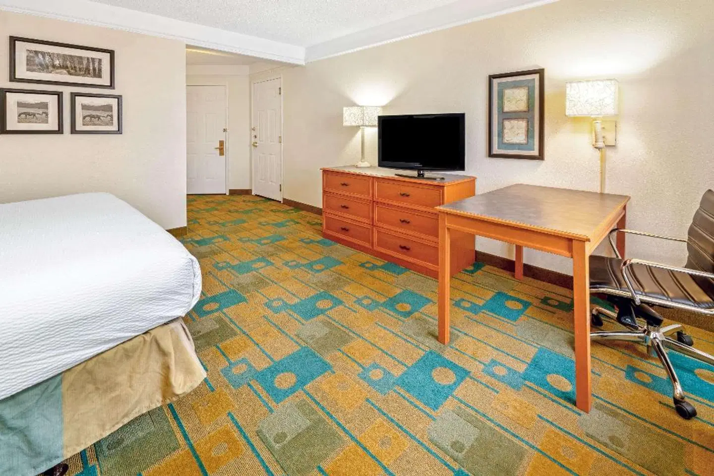 La Quinta Inn & Suites Salt Lake City Airport ROOM_EXAMPLE