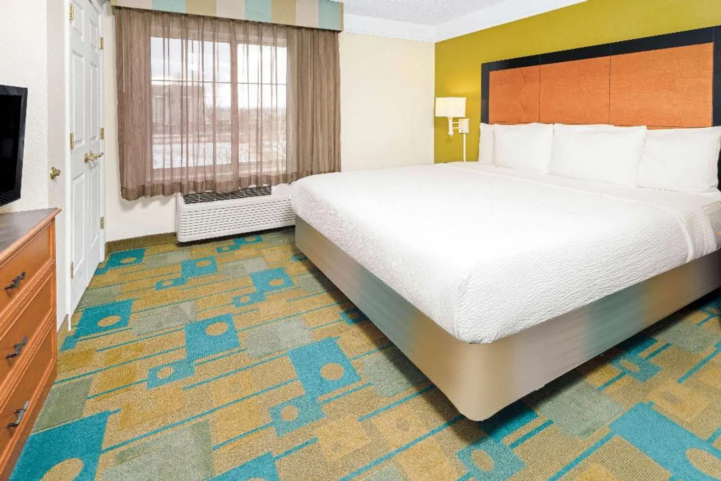 La Quinta Inn & Suites Salt Lake City Airport ROOM_EXAMPLE