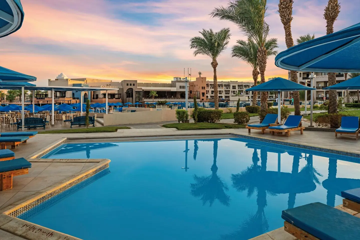 Pickalbatros Sands Port Ghalib OUTDOOR_POOL