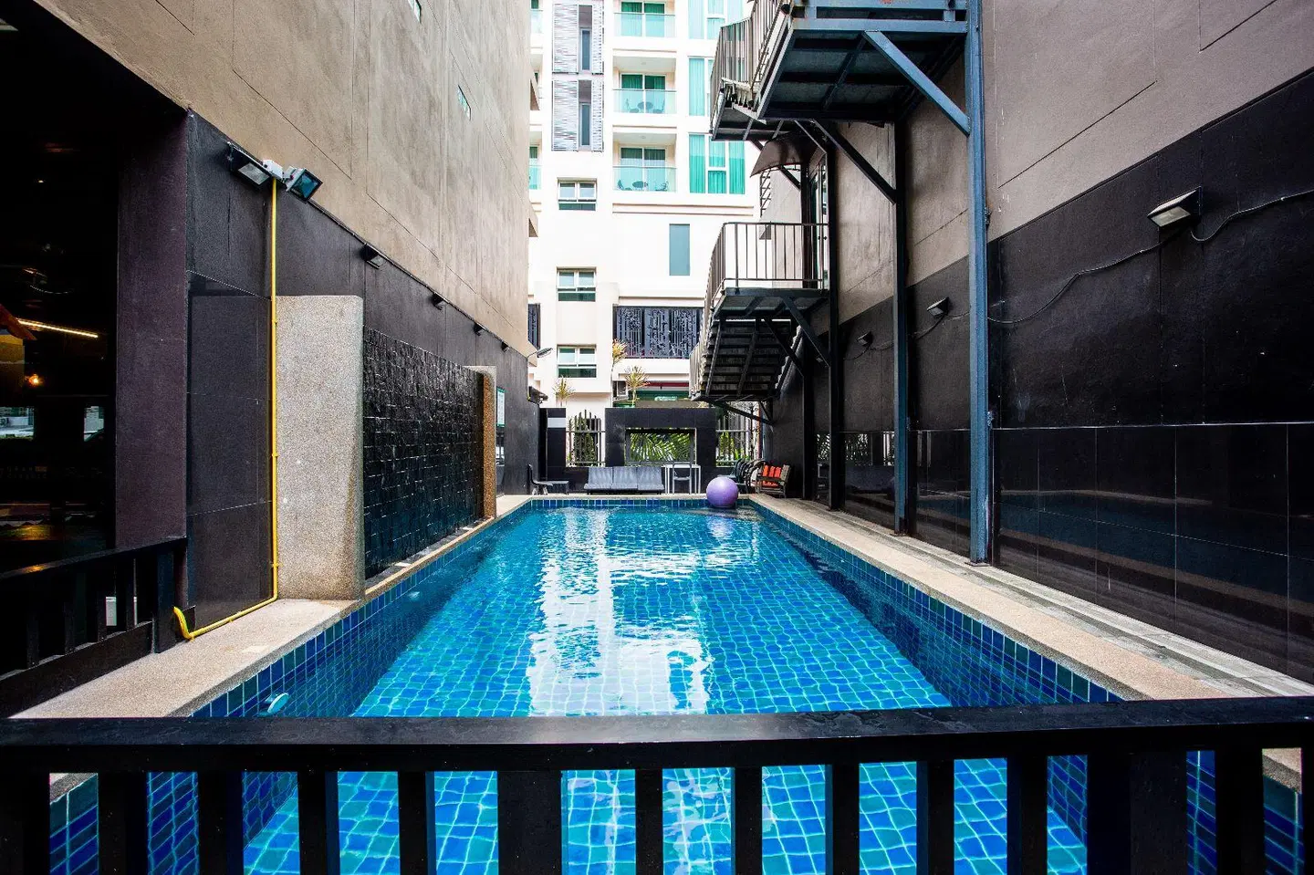 Grande Classic Pattaya INDOOR_POOL