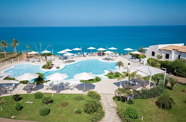 Borgo Donna-Canfora EXTERIOR