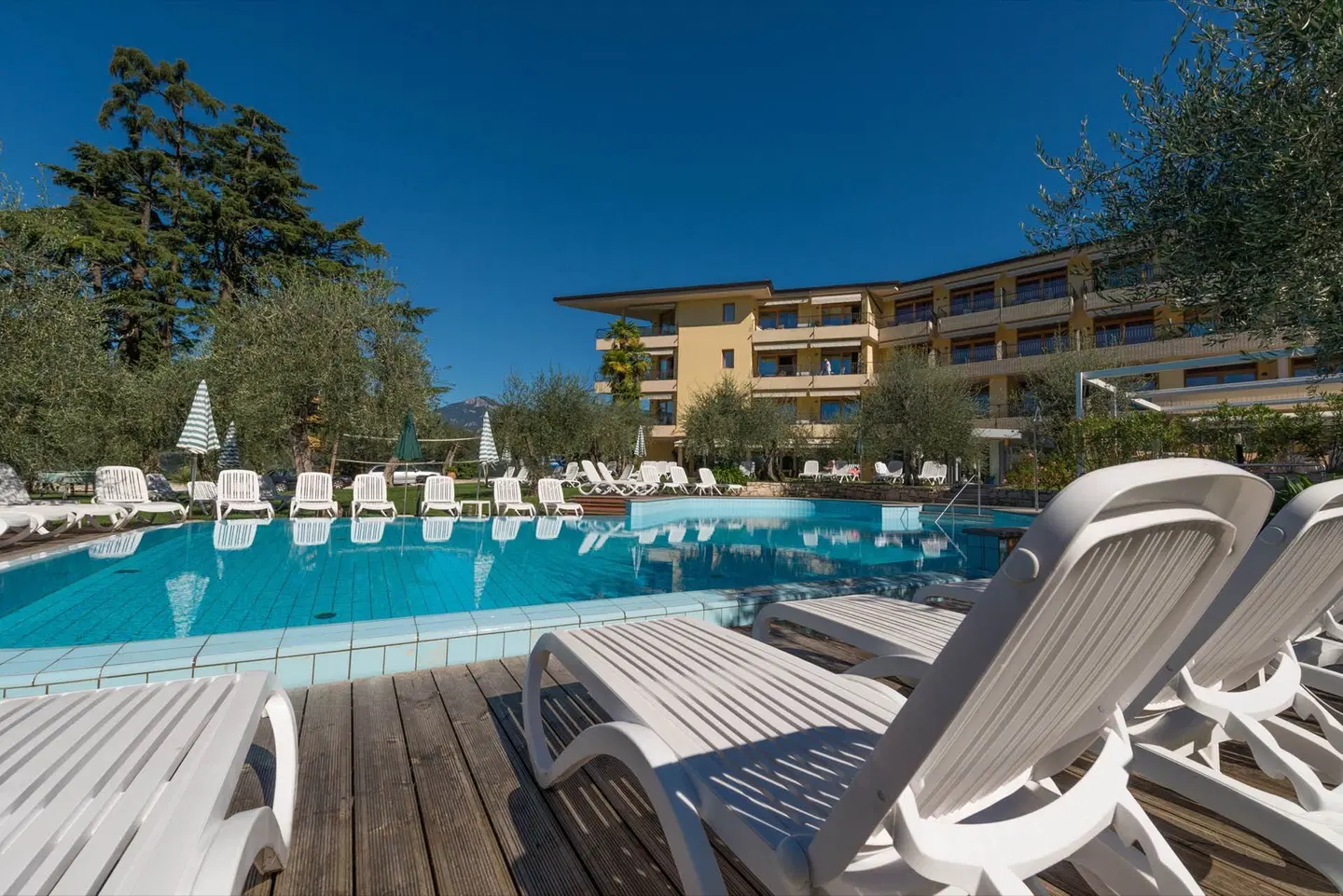 Hotel Baia Verde OUTDOOR_POOL