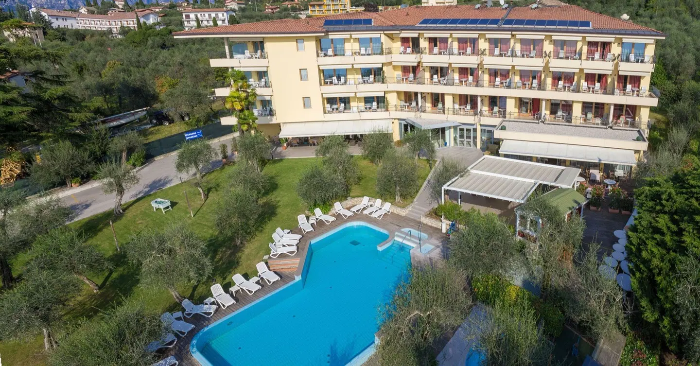 Hotel Baia Verde OUTDOOR_POOL