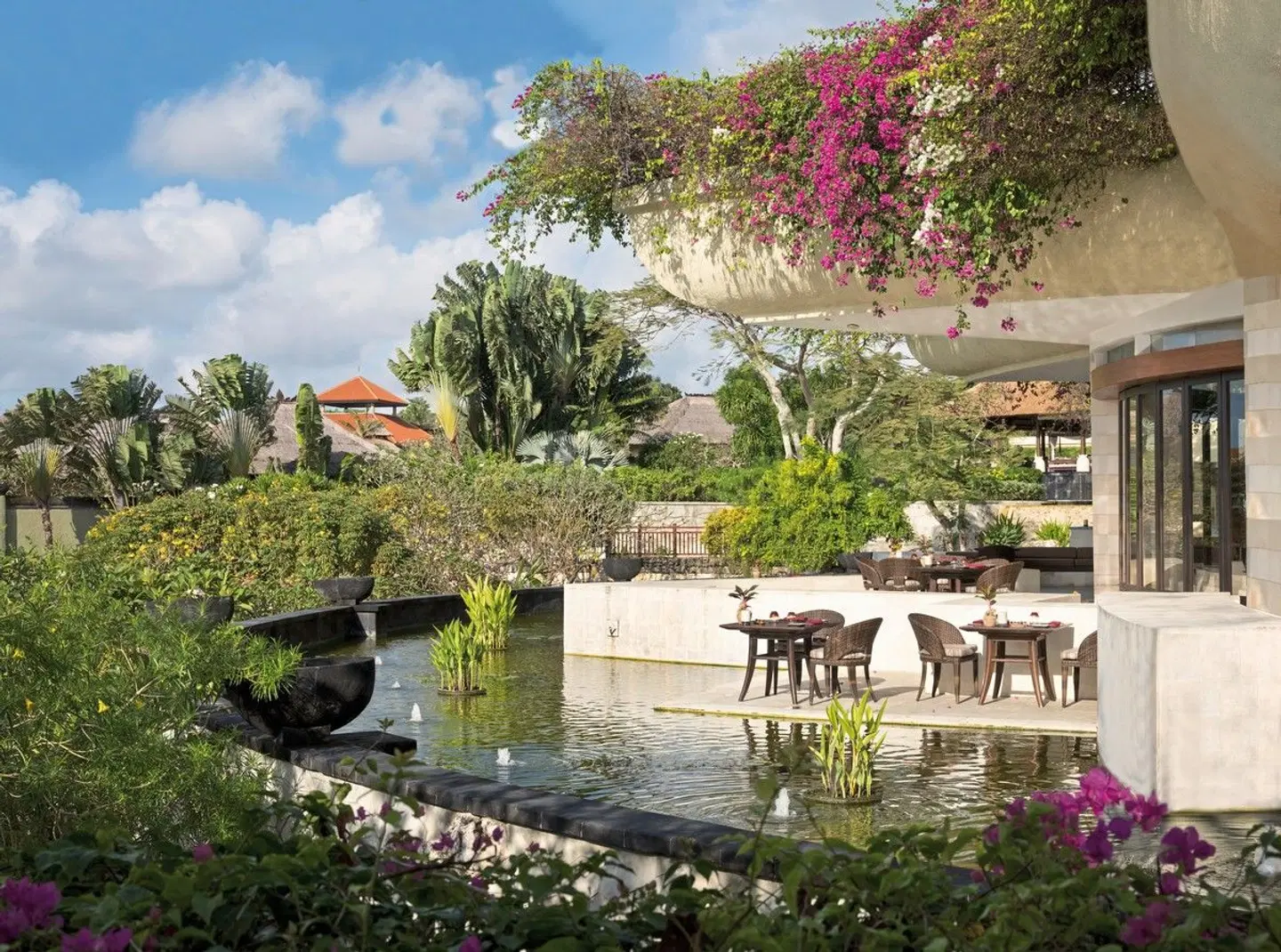 Ayana Resort Bali Garten