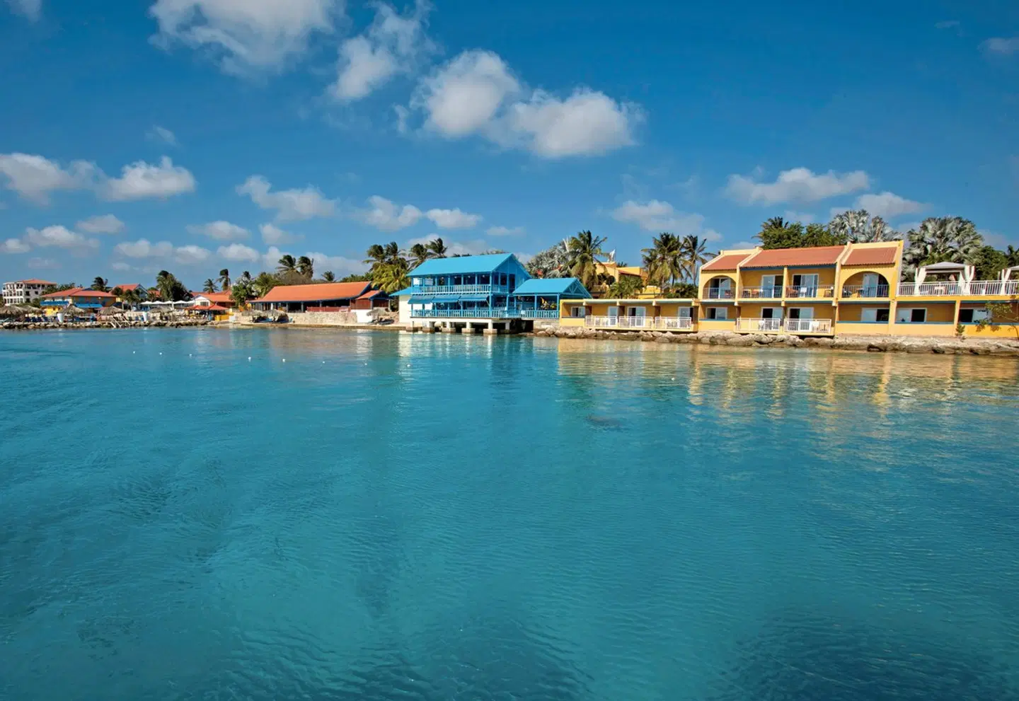 Divi Flamingo Beach Resort & Casino BEACH