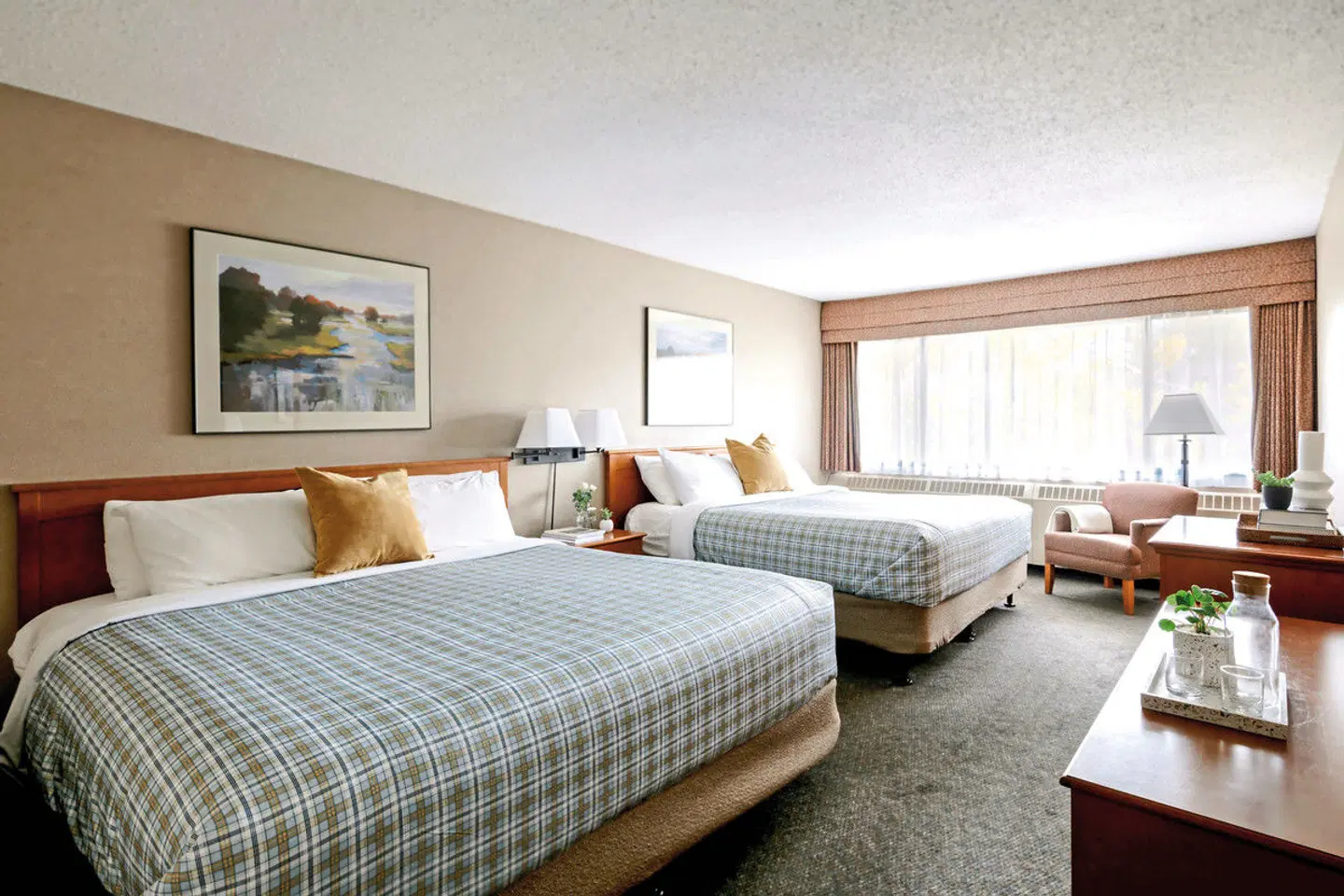 Lobstick Lodge ROOM_EXAMPLE