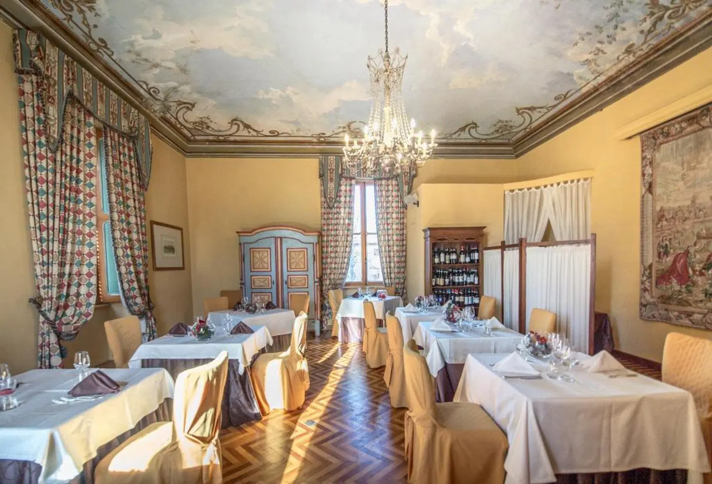 Castello Rosso Restaurant