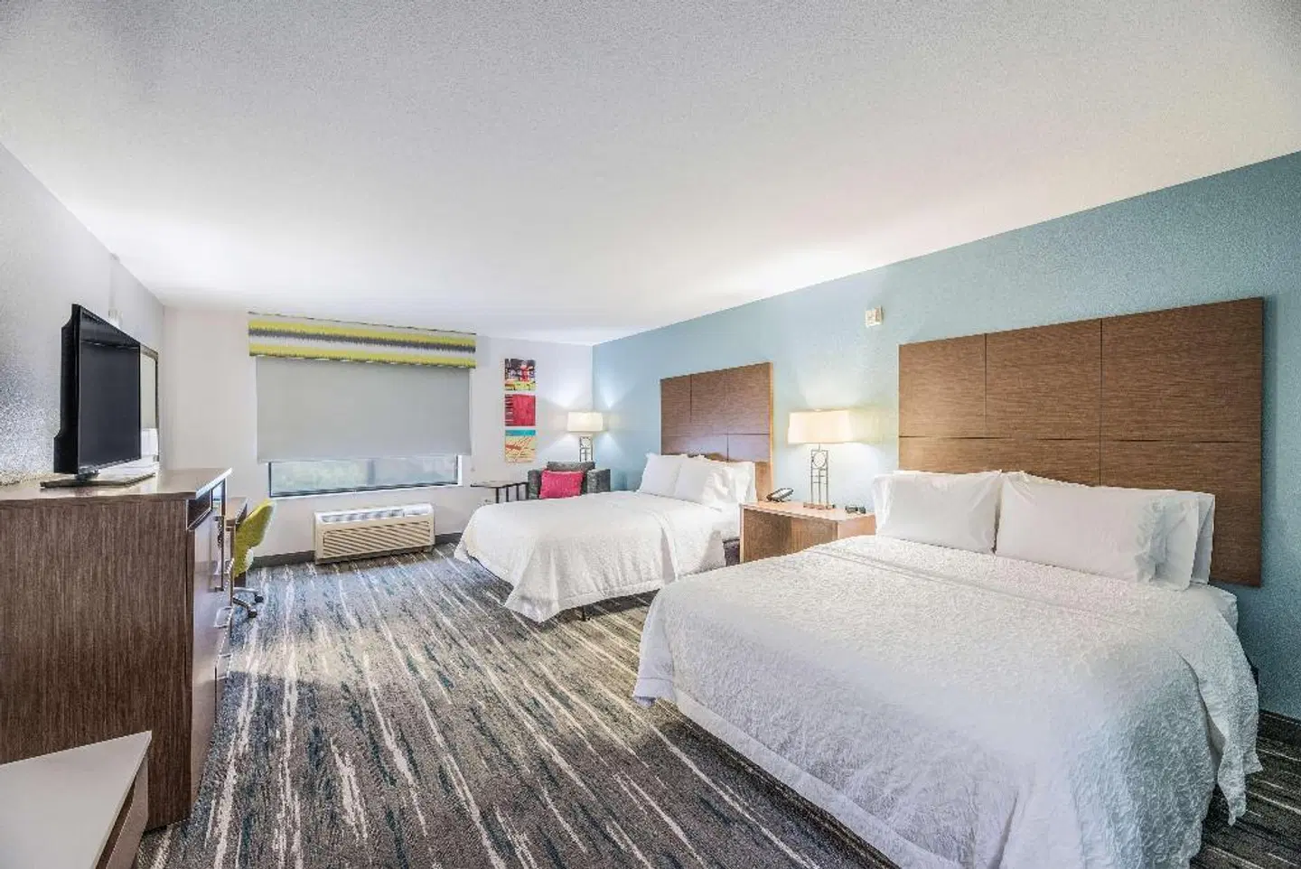 Hampton Inn Oakland-Hayward ROOM_EXAMPLE