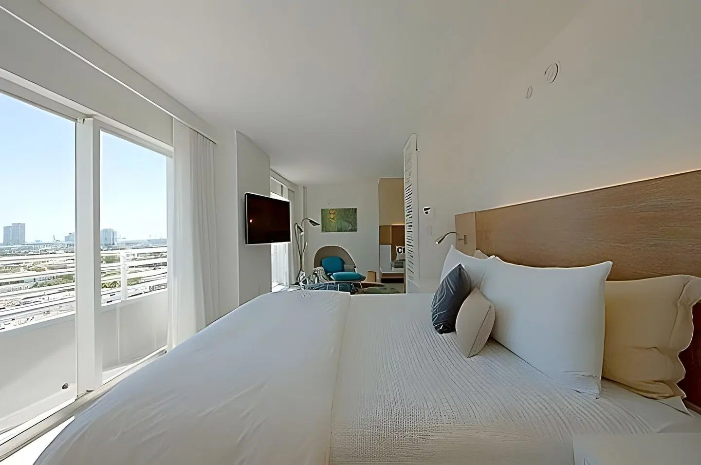 Royal Palm South Beach Miami, a Tribute Portfolio Resort ROOM_EXAMPLE