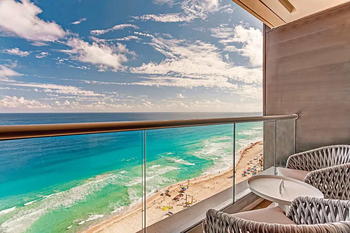 Royalton Chic Cancun Terrasse