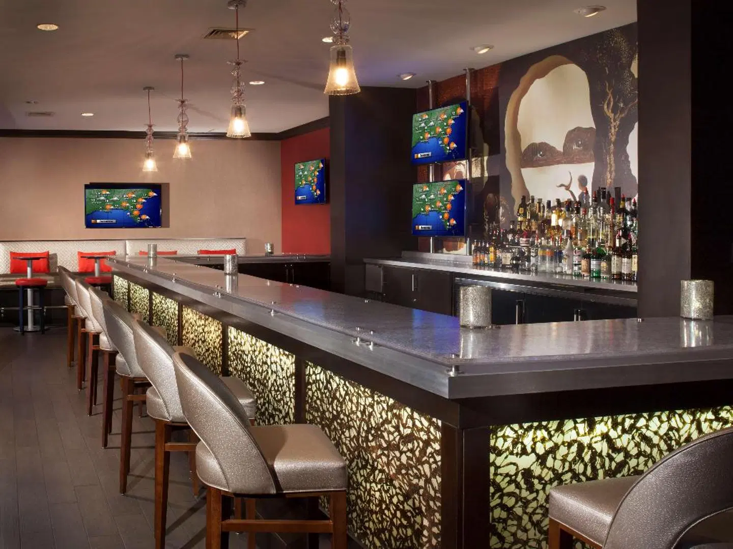 Hilton St. Petersburg Bayfront BAR