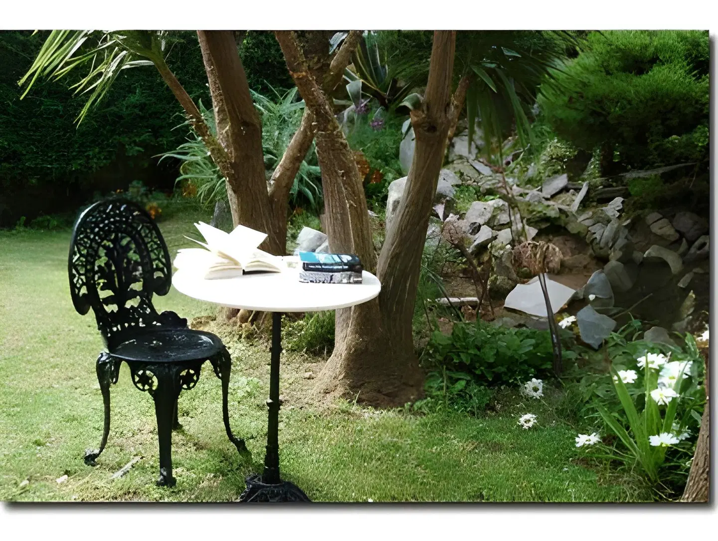 Diamond Palace GARDEN