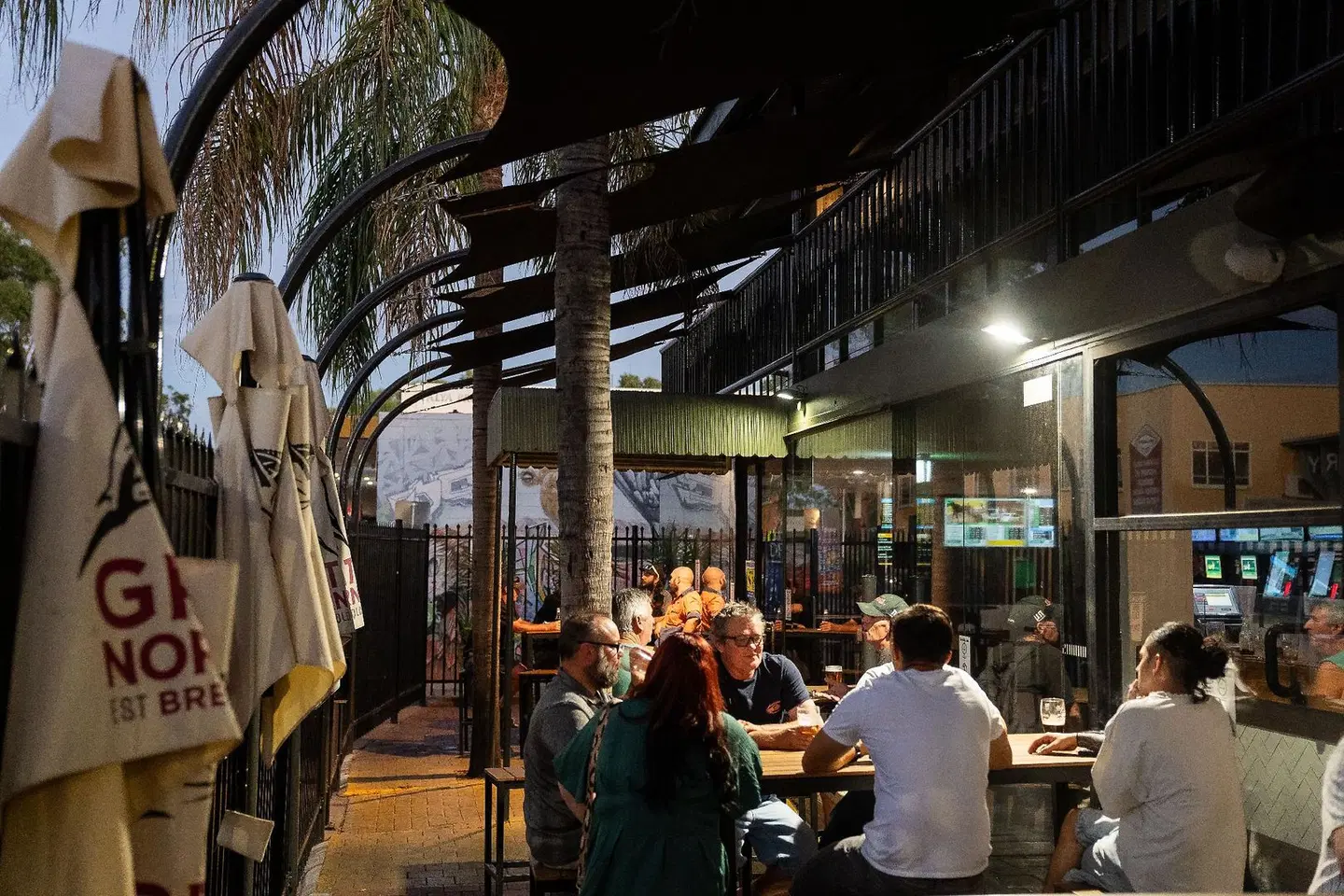 Diplomat Hotel Alice Springs BAR