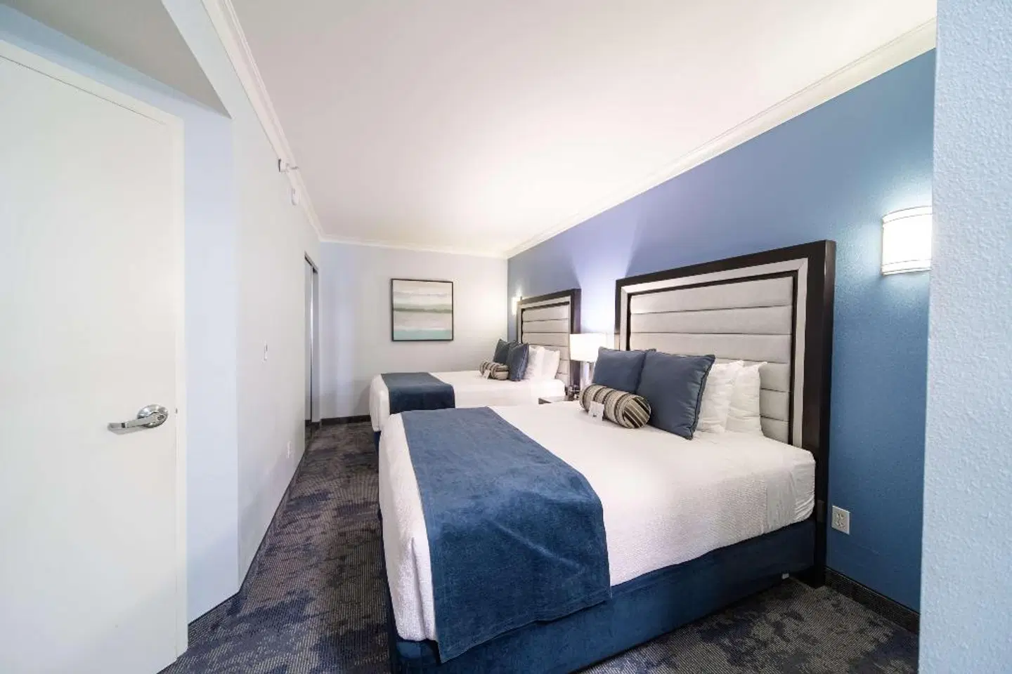 Best Western Plus Manhattan Beach Hotel ROOM_EXAMPLE