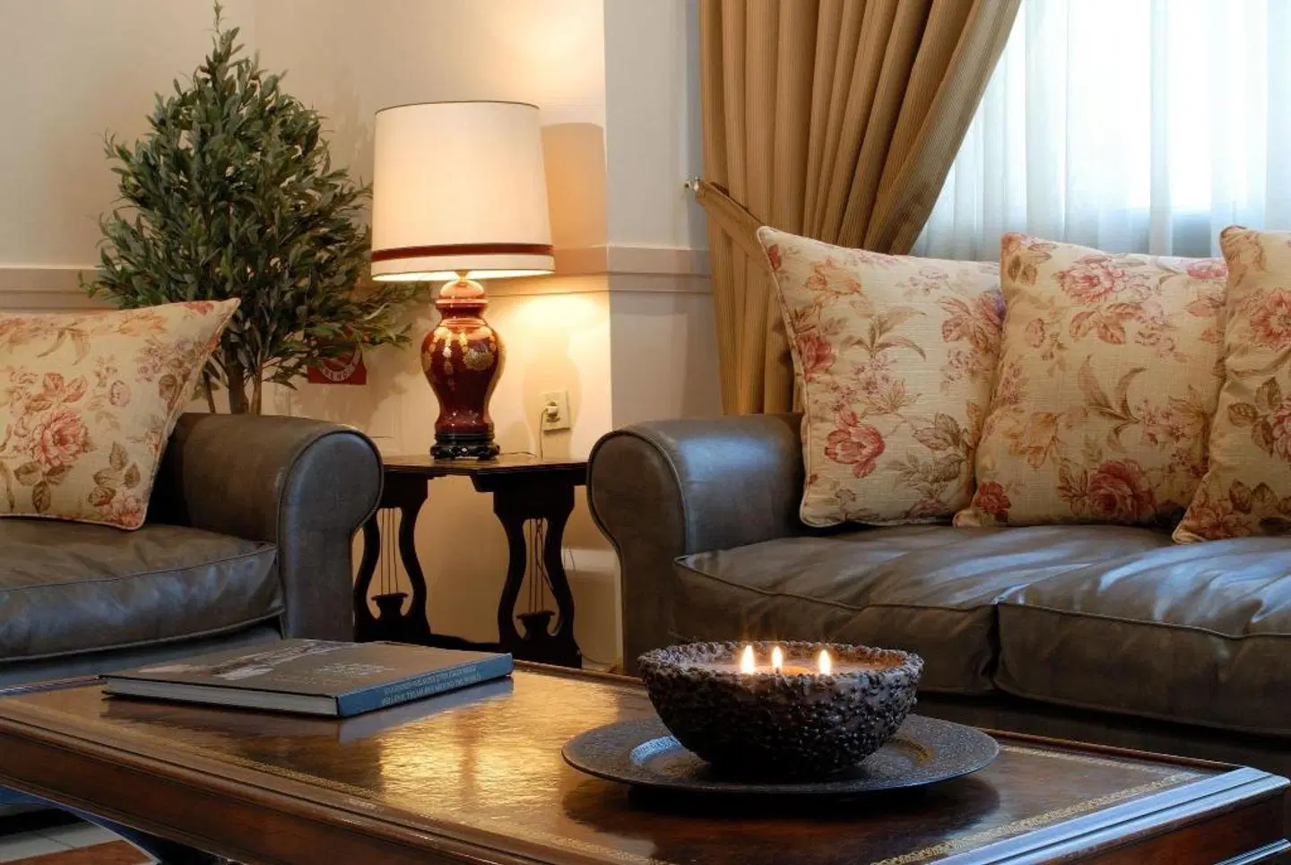 Athens Atrium LOUNGE_LOBBY