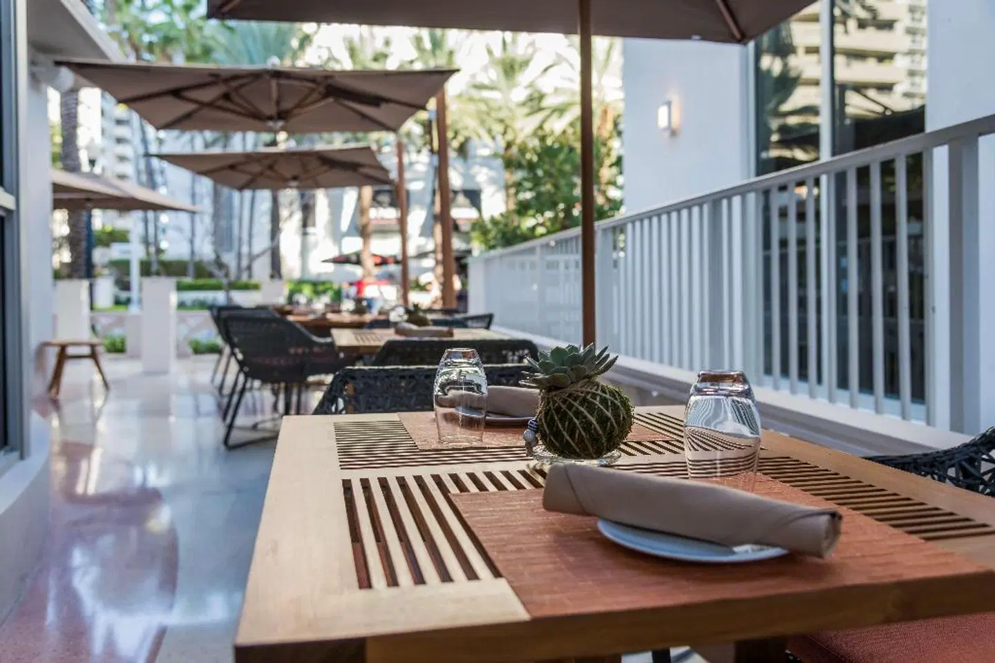 Berkeley Shore Hotel & Apts Terrasse