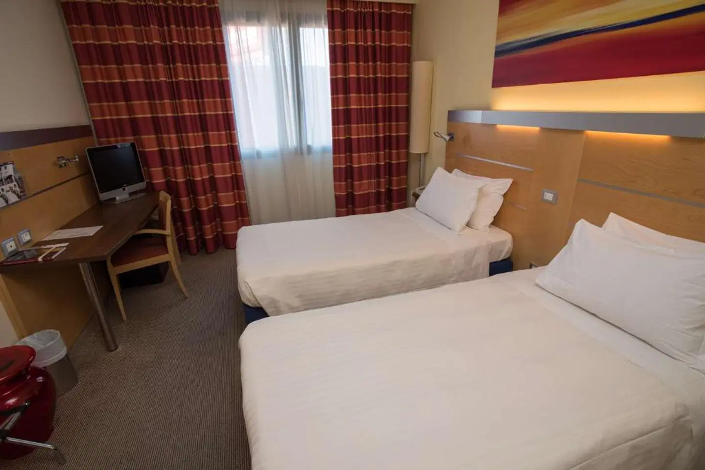 Best Western Palace Inn Hotel ROOM_EXAMPLE