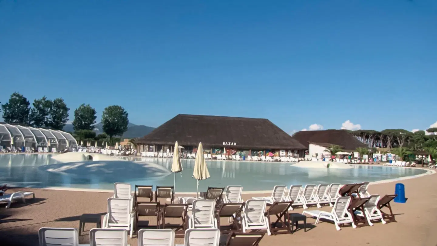 Hu Park Albatros Village (by Happy Camp) TERRACE