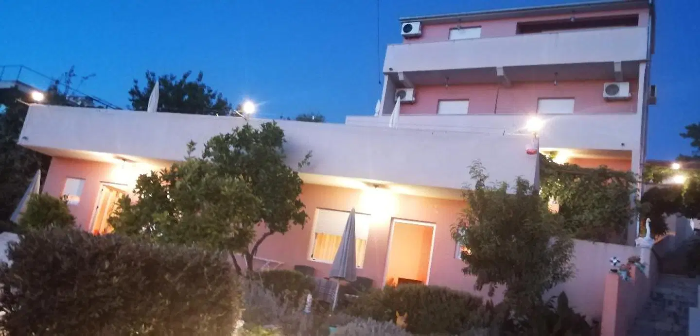 Villa Luketa EXTERIOR