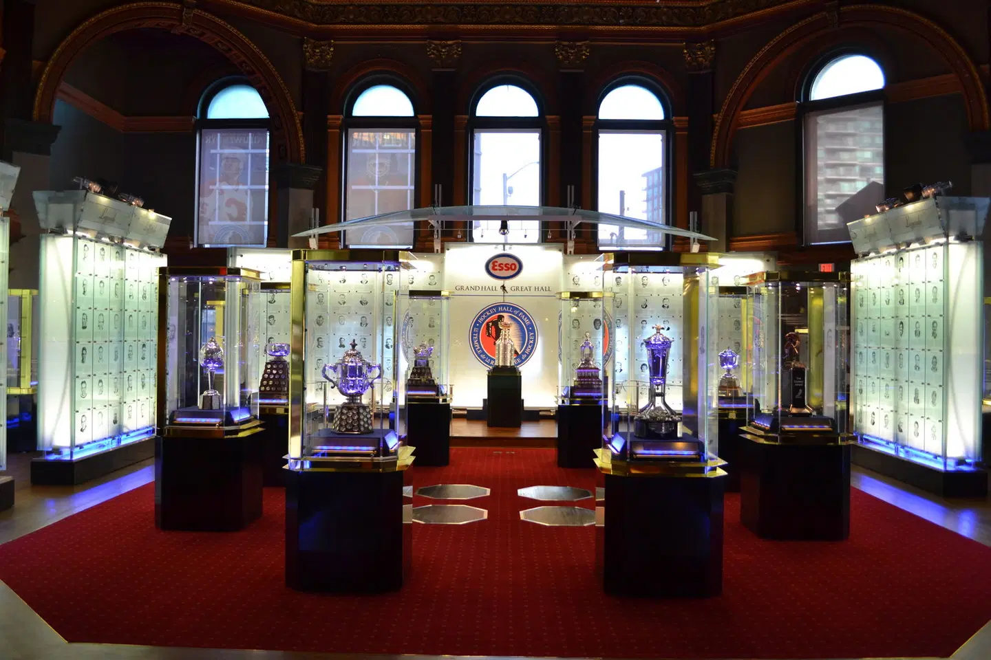 Holiday Inn Express Toronto Downtown by IHG LOUNGE_LOBBY