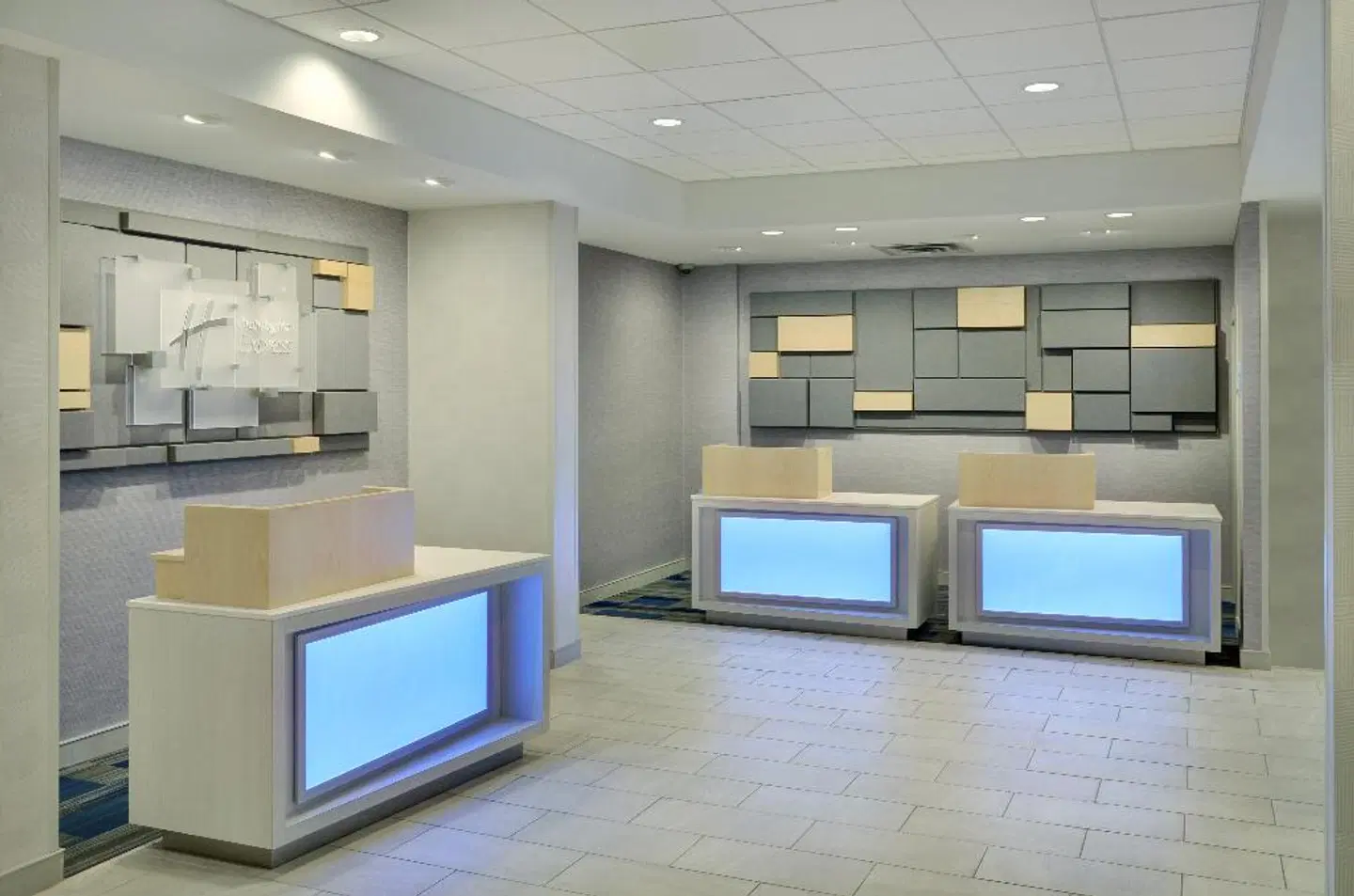 Holiday Inn Express Toronto Downtown LOUNGE_LOBBY