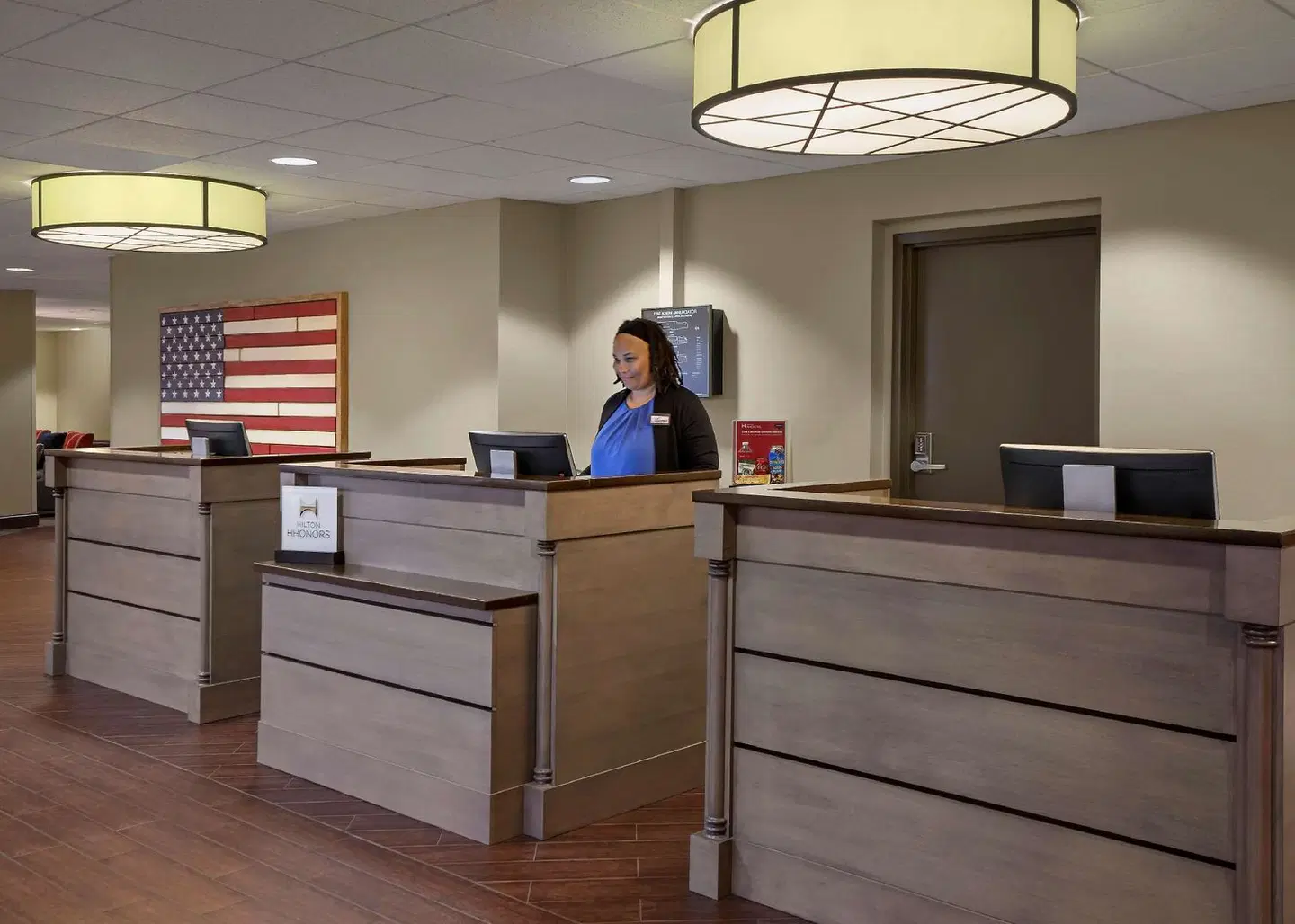 Hampton Inn & Suites Alexandria Old Town Area South LOUNGE_LOBBY