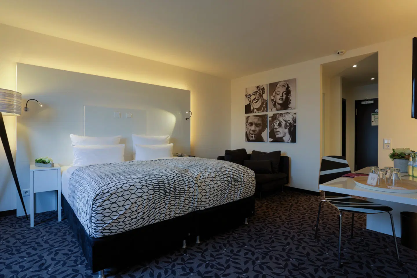 FourSide Plaza Hotel Trier ROOM_EXAMPLE