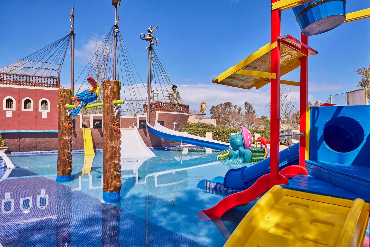 Zafiro Tropic SPORTS_AND_LEISURE