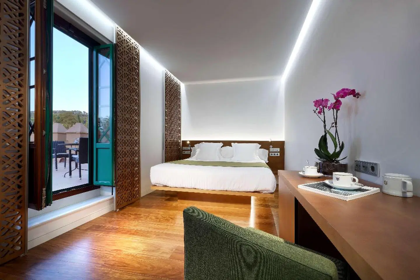 Alhambra Palace ROOM_EXAMPLE