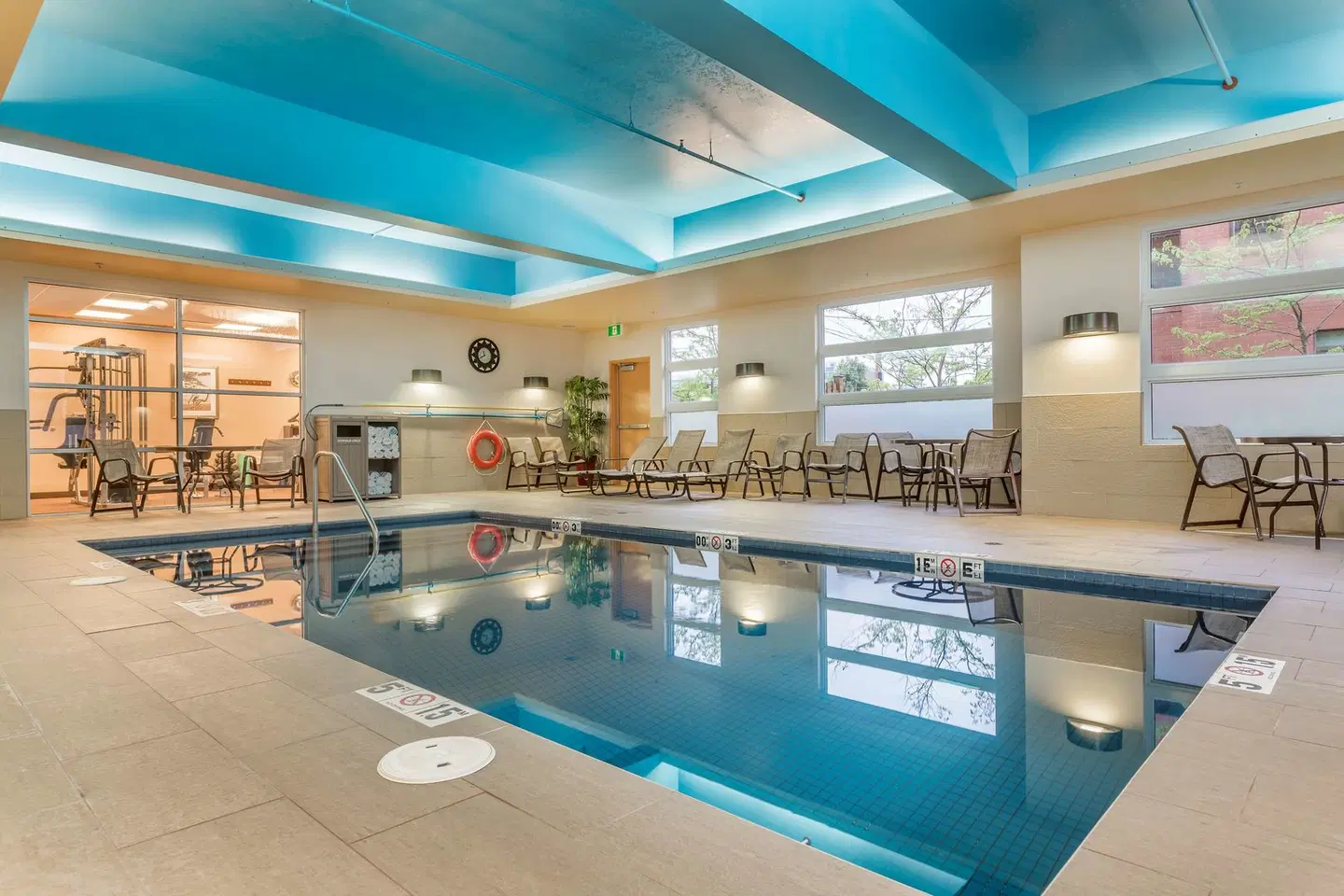 Best Western Plus, Bathurst Hotel & Suites Hallenbad