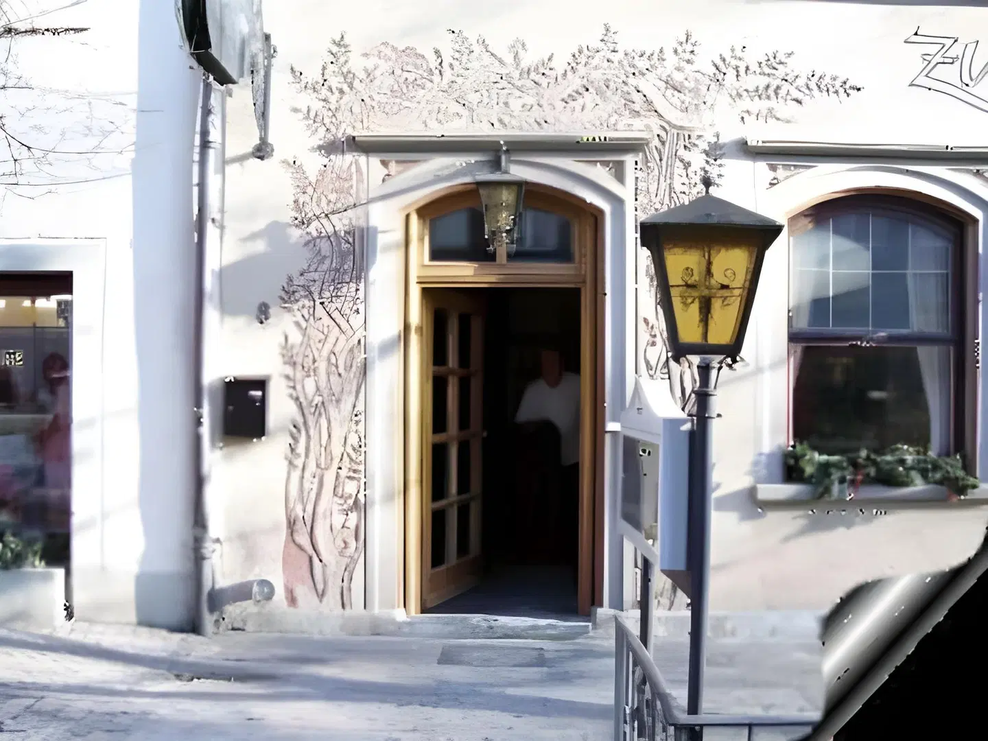 K-Hotel (Gruner Baum) EXTERIOR