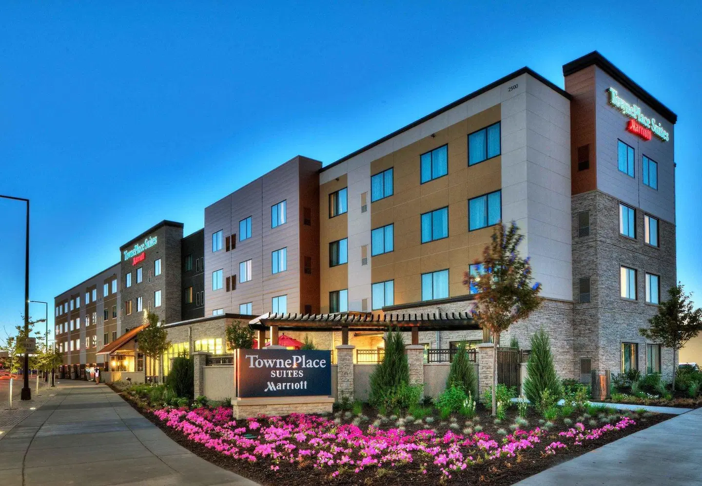 TownePlace Suites by Marriott Minneapolis Mall of America EXTERIOR