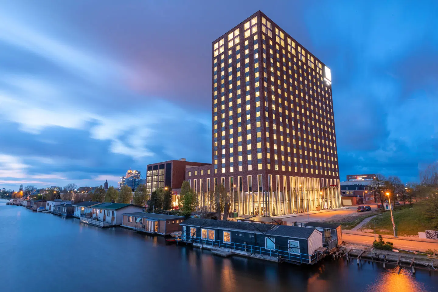 Leonardo Royal Hotel Amsterdam EXTERIOR