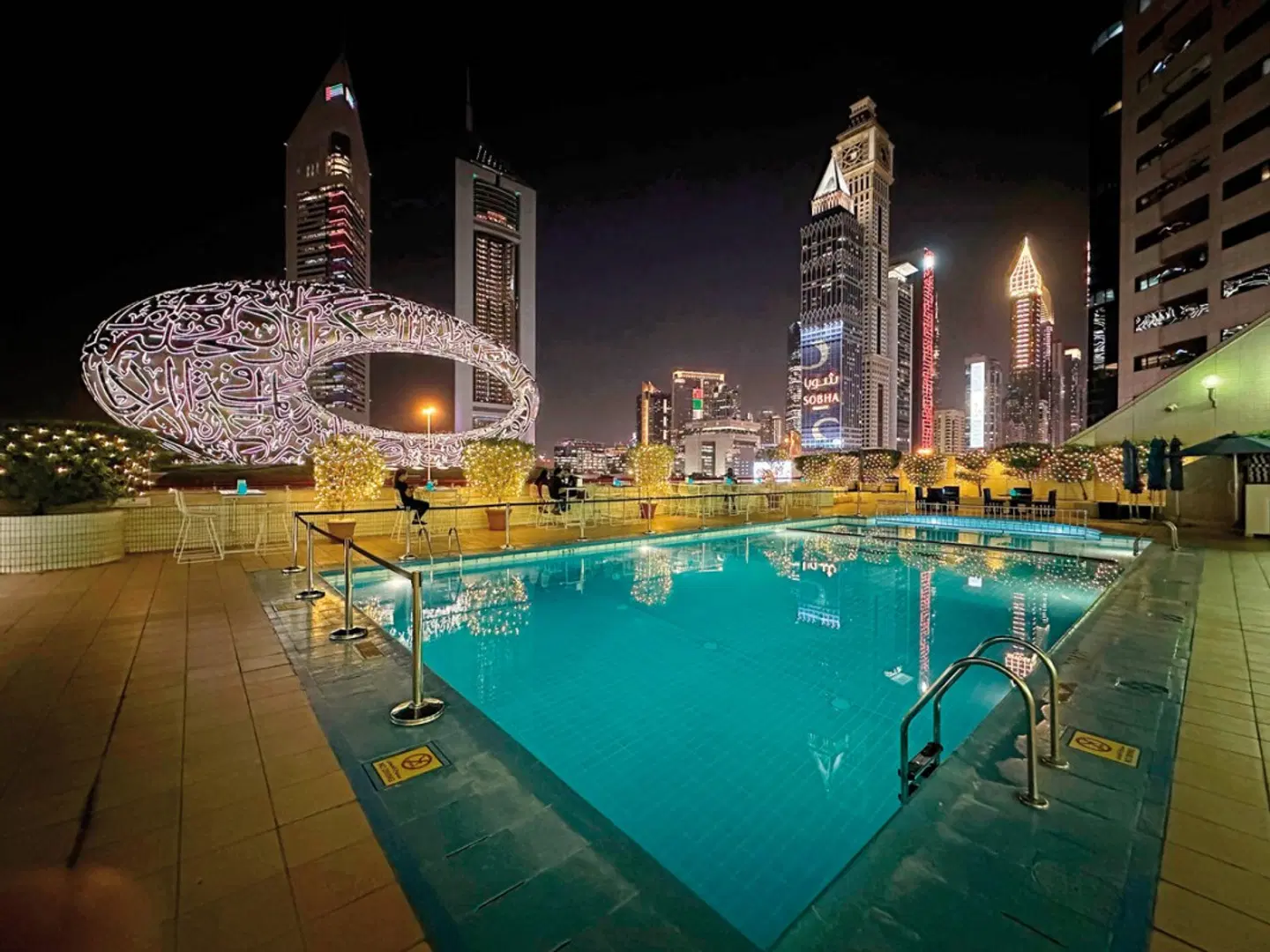 Millennium Plaza Downtown Hotel OUTDOOR_POOL