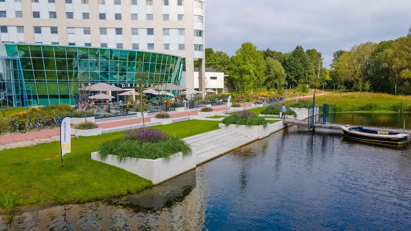 Flonk Hotel Groningen Zuid EXTERIOR
