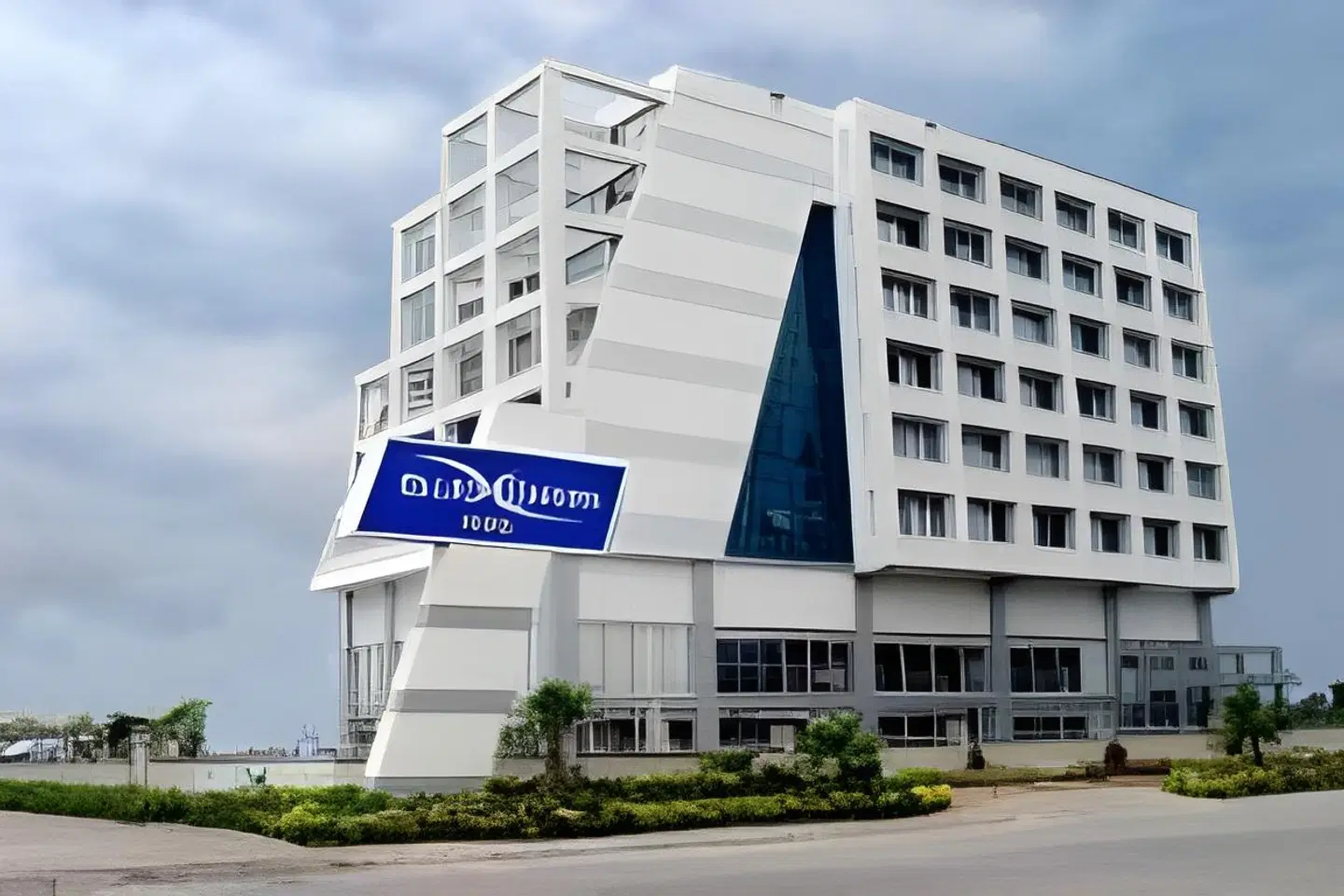 Blue Garden Hotel EXTERIOR