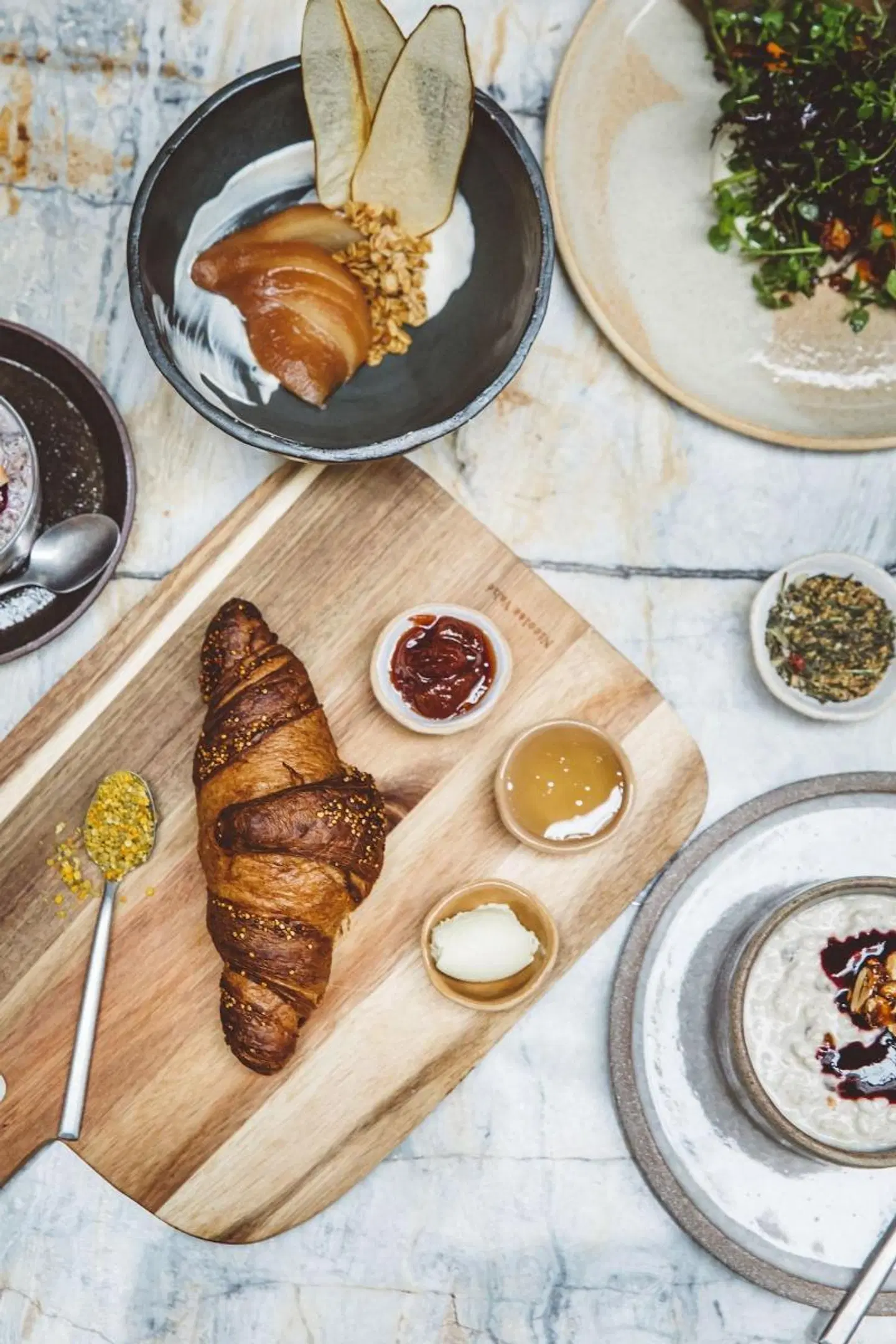 Hoy Paris - Home of YOGA MODEL_IMPRESSION