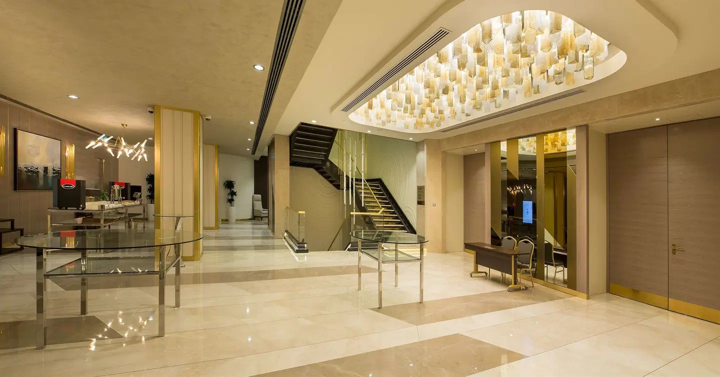 Hilton Istanbul Kozyatagi LOUNGE_LOBBY