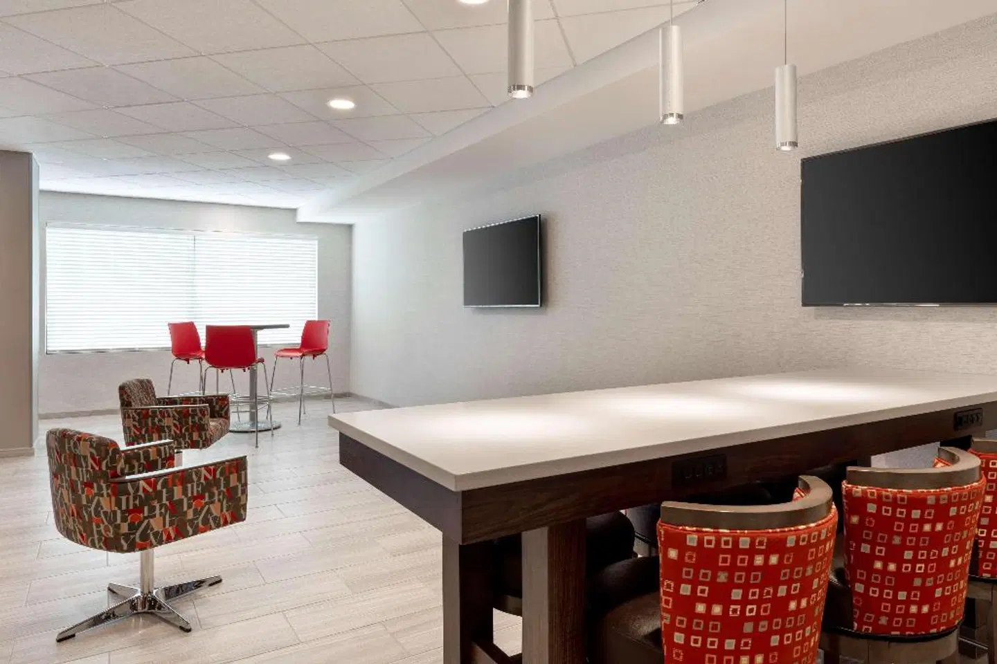 Days Inn & Suites by Wyndham Denver International Airport ROOM_EXAMPLE