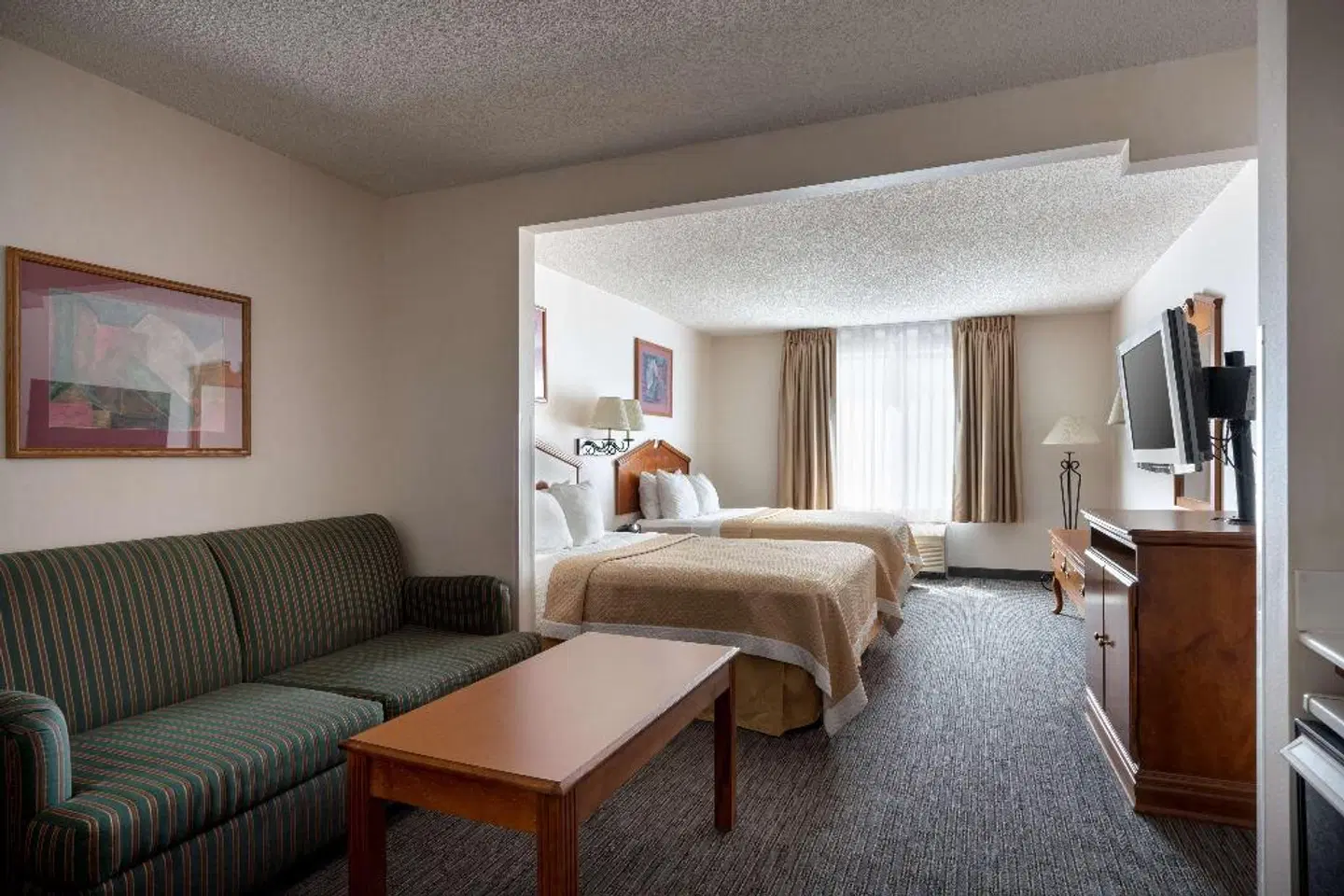 Days Inn & Suites by Wyndham Denver International Airport ROOM_EXAMPLE