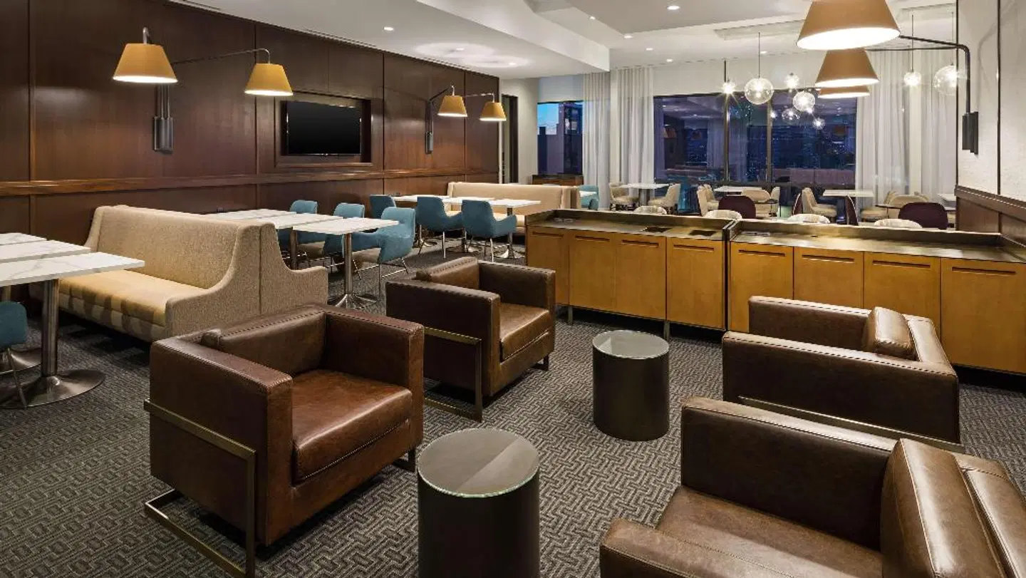 Hyatt House Jersey City Bar
