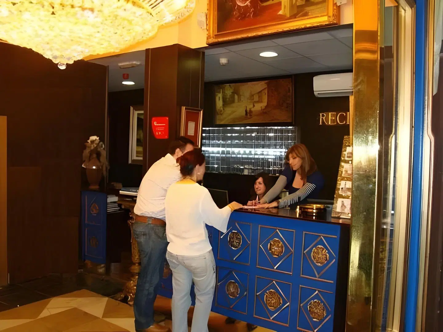 Hotel París Centro PEOPLE