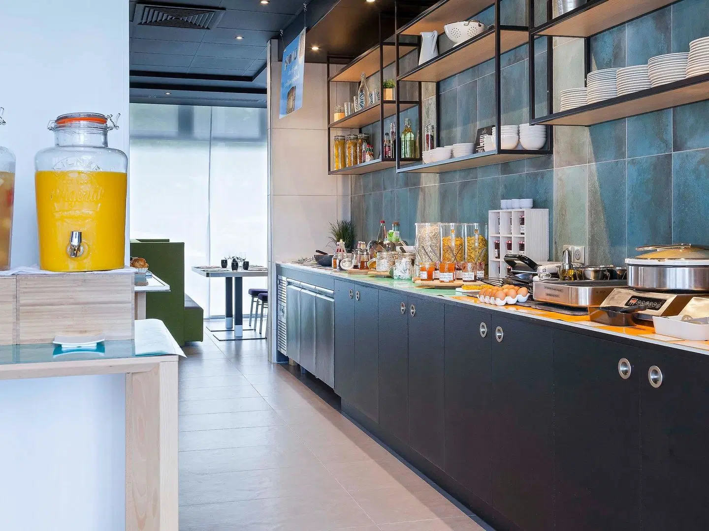 Novotel Tours Centre Gare BAR