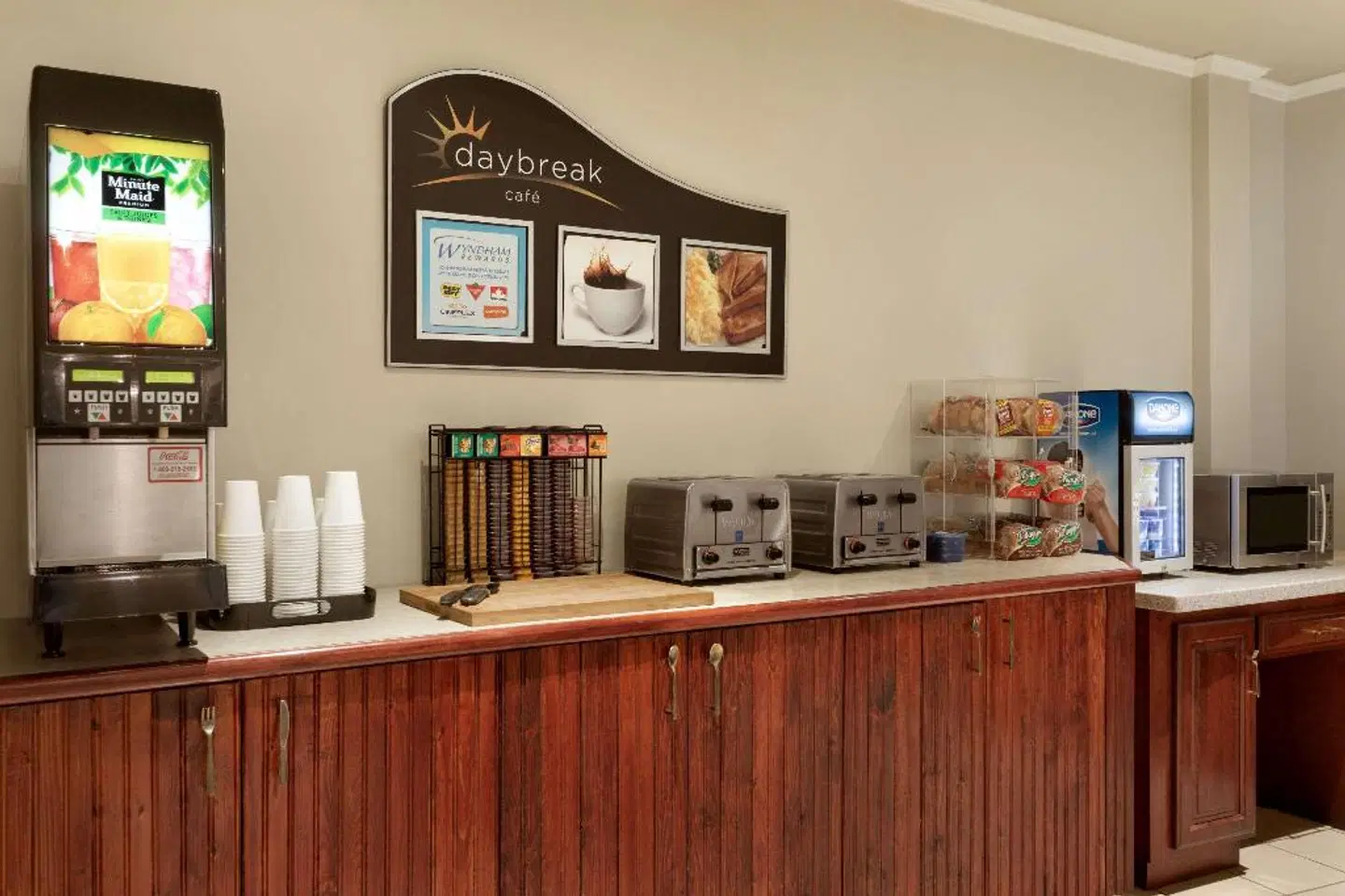 Days Inn by Wyndham Edmundston LOUNGE_LOBBY